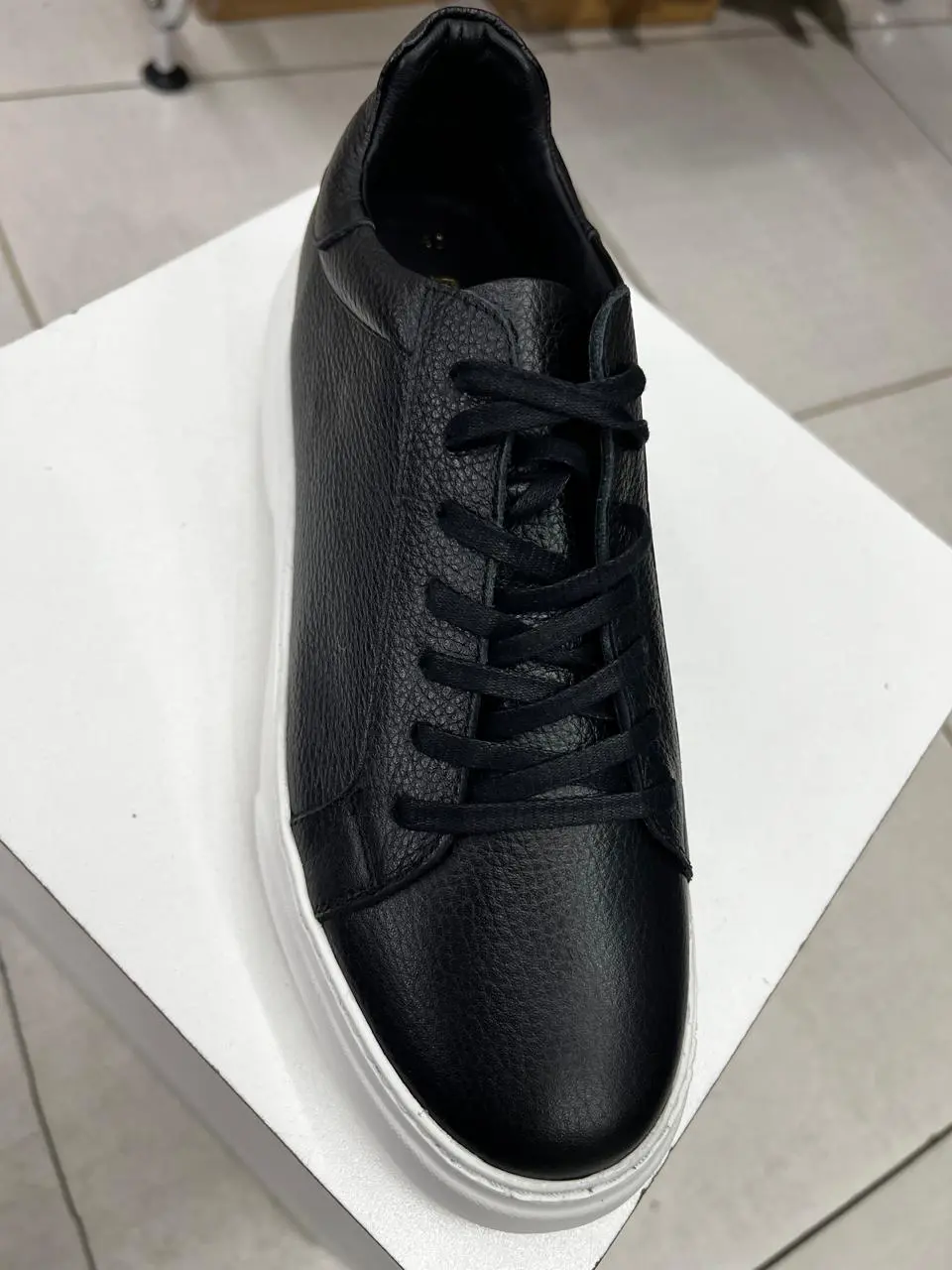 Black Casual Sneakers — photograph 2