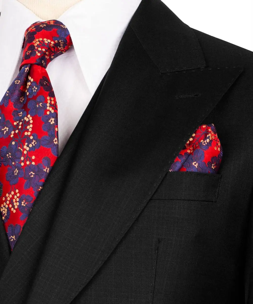 Classic 3-Piece Black Suit Set for Men — photograph 3
