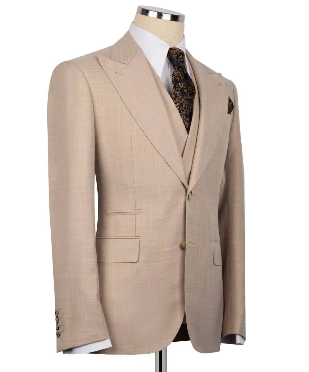 Classic 3-Piece Brown Suit Set for Men — photograph 4