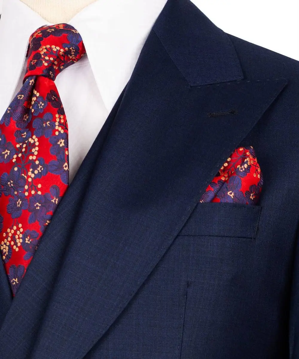 Classic 3-Piece Navy Suit Set for Men — photograph 3