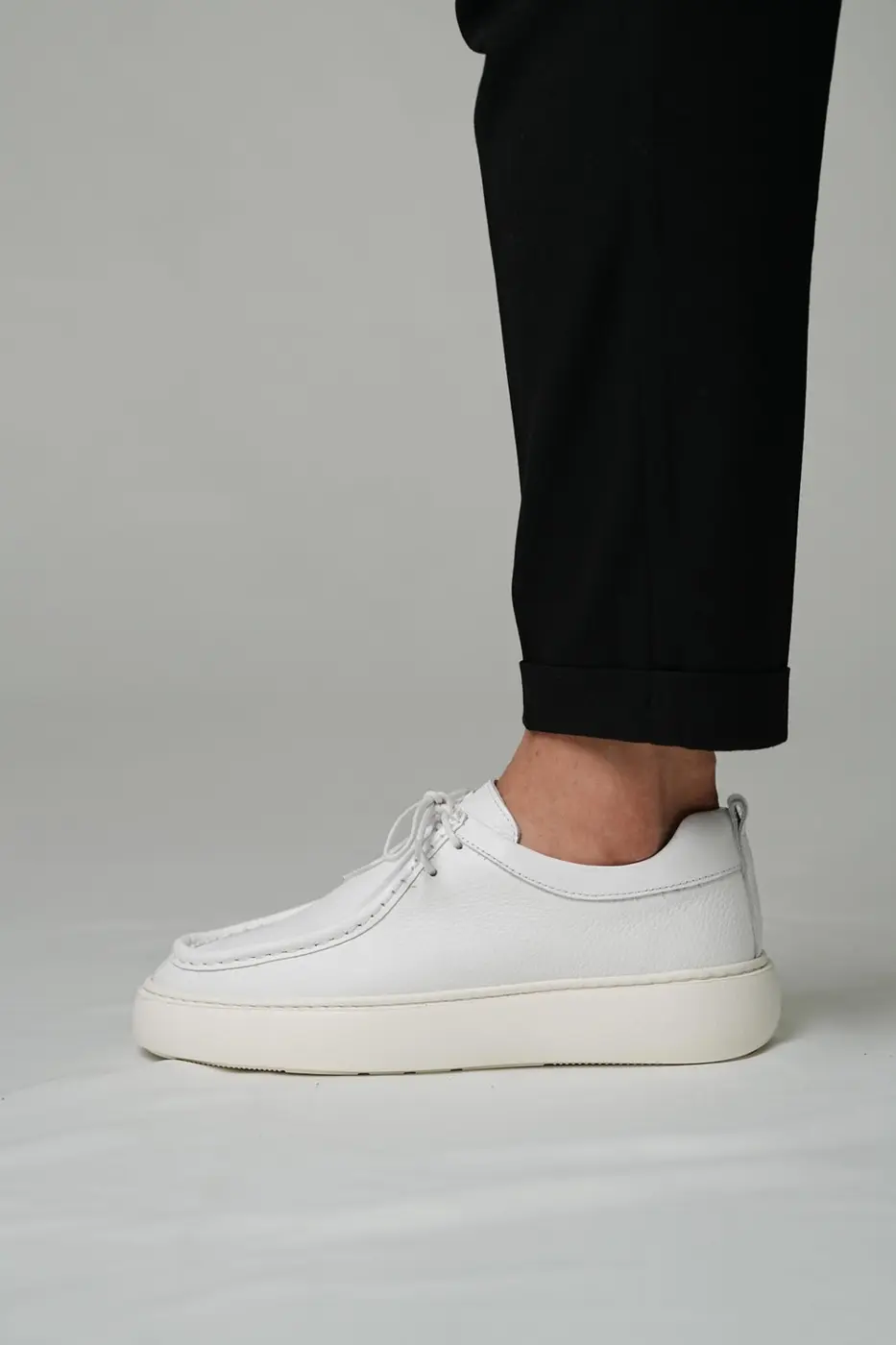 Men’s Casual Leather White Shoes-Casandra — photograph 3