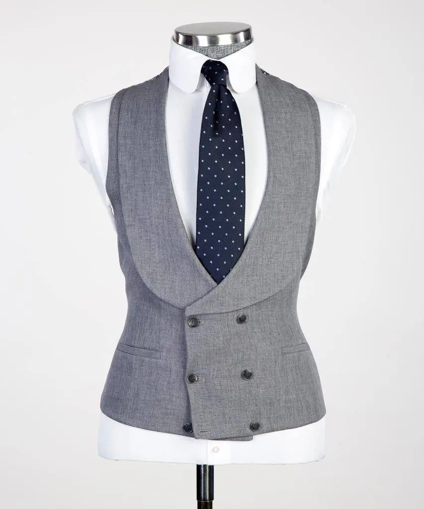 Men's 3 Piece Classic Grey Suit — photograph 4
