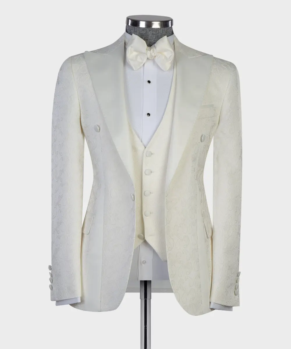 Men's 3 Piece Beige Tuxedo Suit Peak Lapel — photograph 1