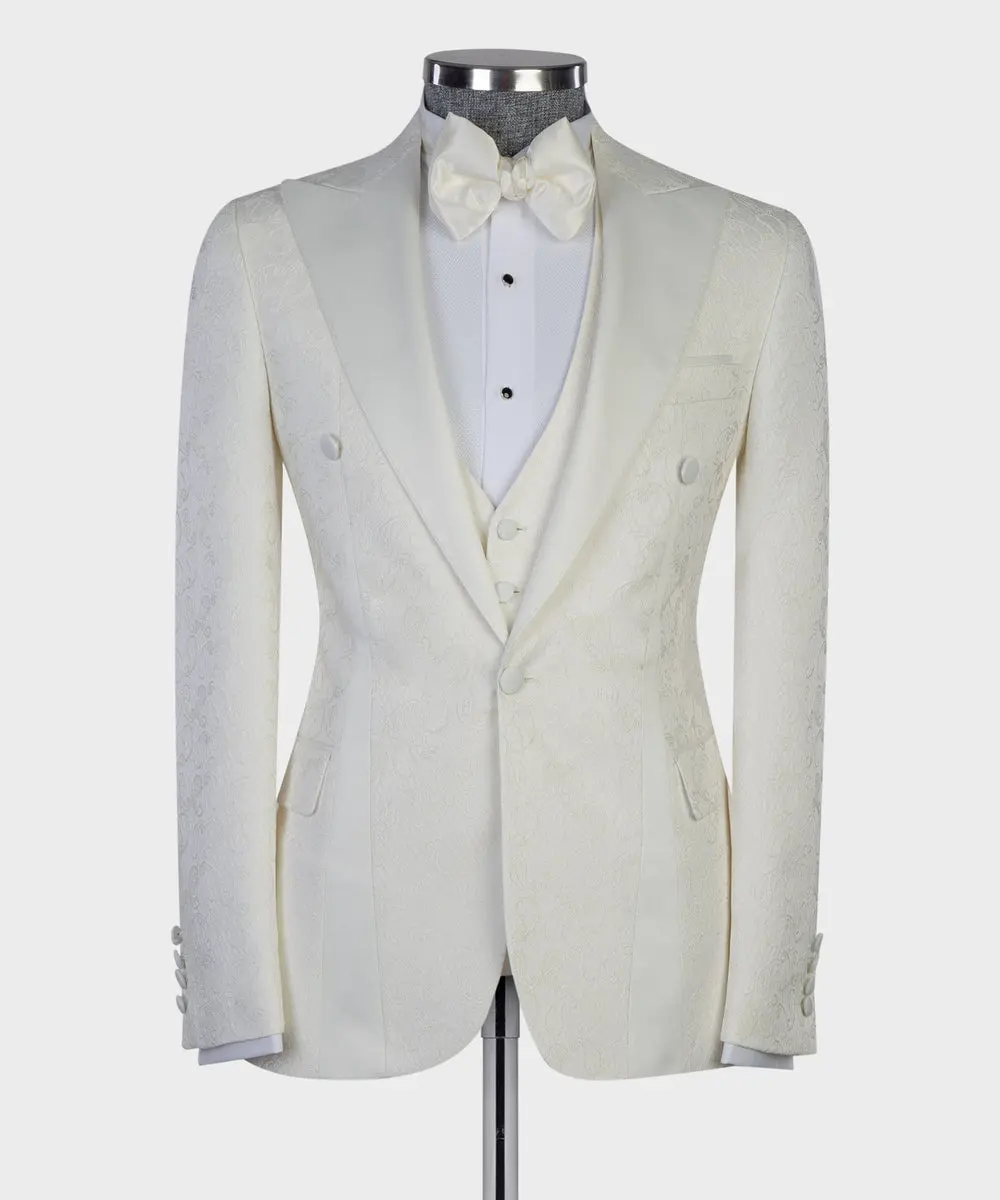 Men's 3 Piece Beige Tuxedo Suit Peak Lapel — photograph 2