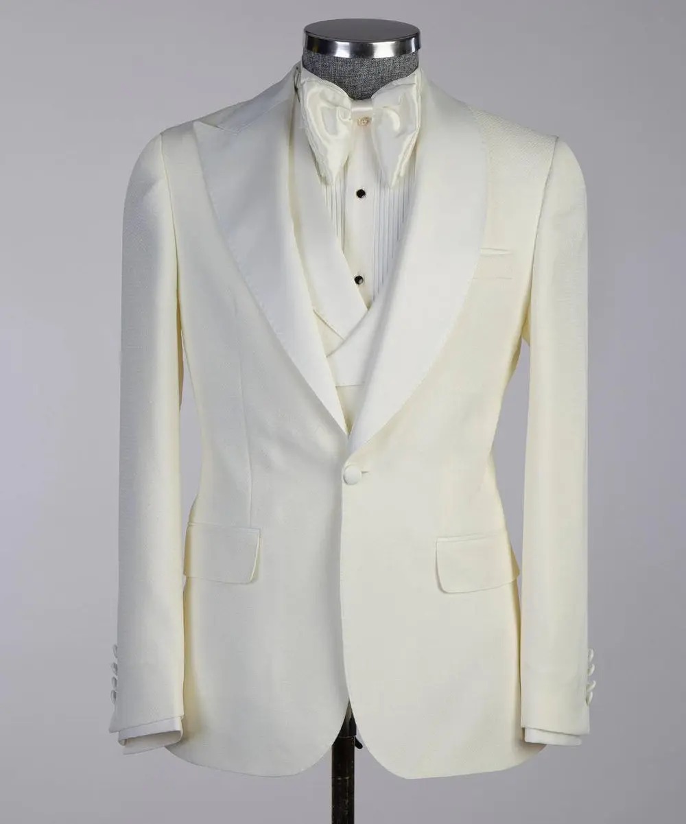 Men's Cream Tuxedo-Asymmetrical Satin Lapel — photograph 4