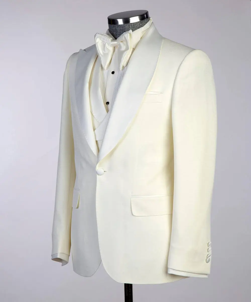 Men's Cream Tuxedo-Asymmetrical Satin Lapel — photograph 5