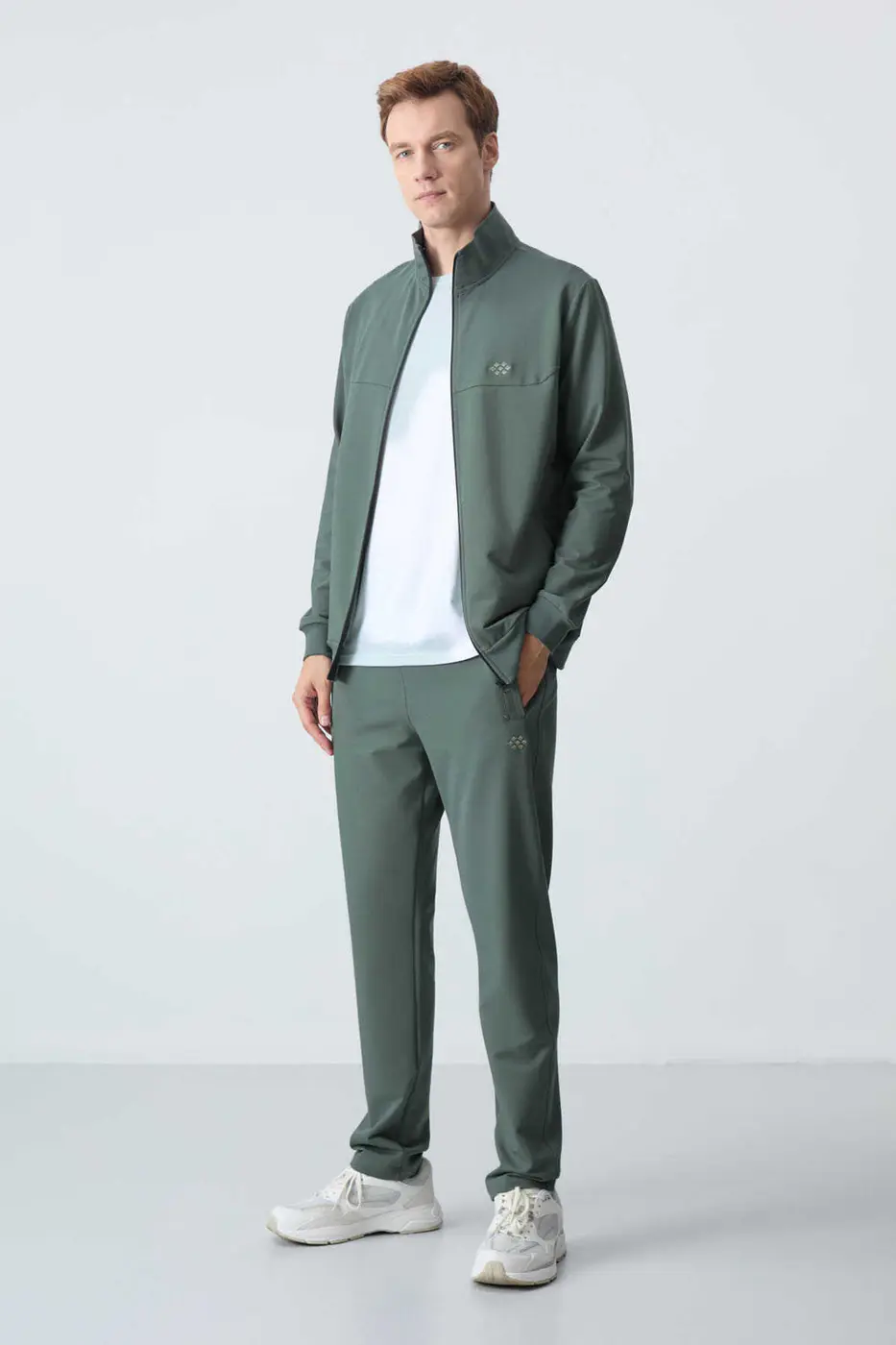 Men's Khaki Green Comfort Fit Tracksuit Set — photograph 3