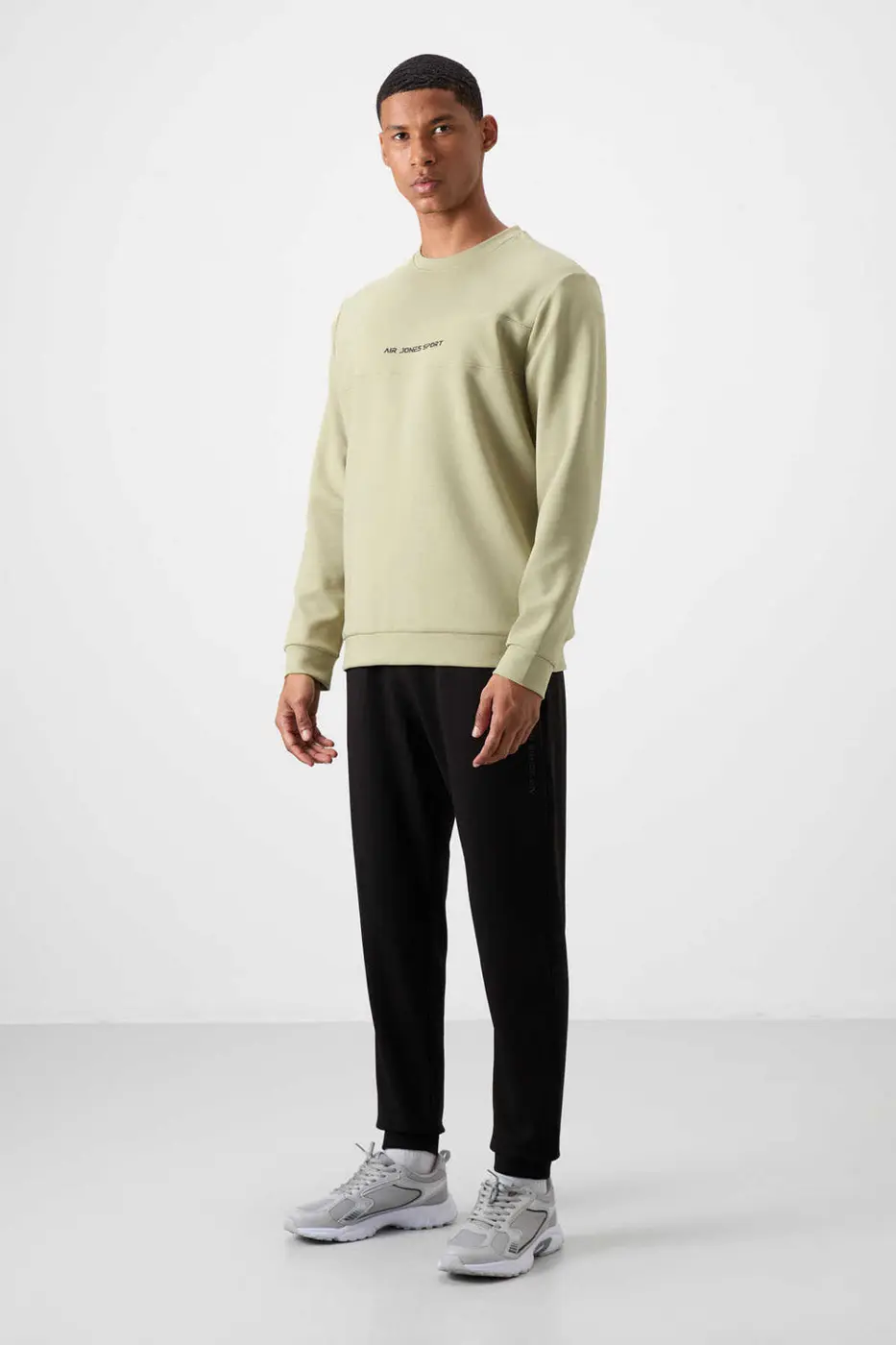 Men's Green-Black Soft Fit Tracksuit Set — photograph 3