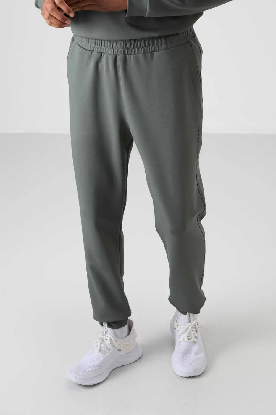 Men's Khaki Green Soft Fit Tracksuit Set — photograph 5