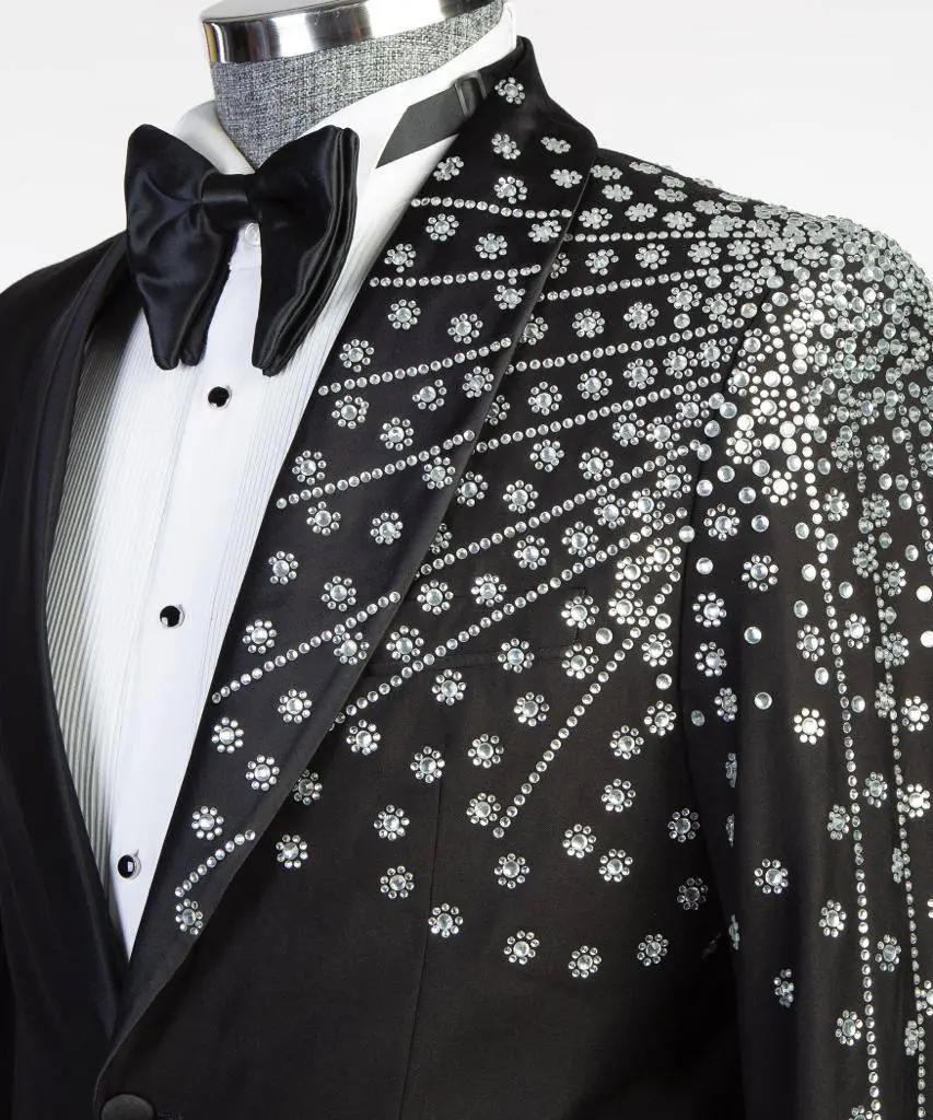 Men's Tuxedo,Two Piece Black Shoulder Pattern — photograph 2