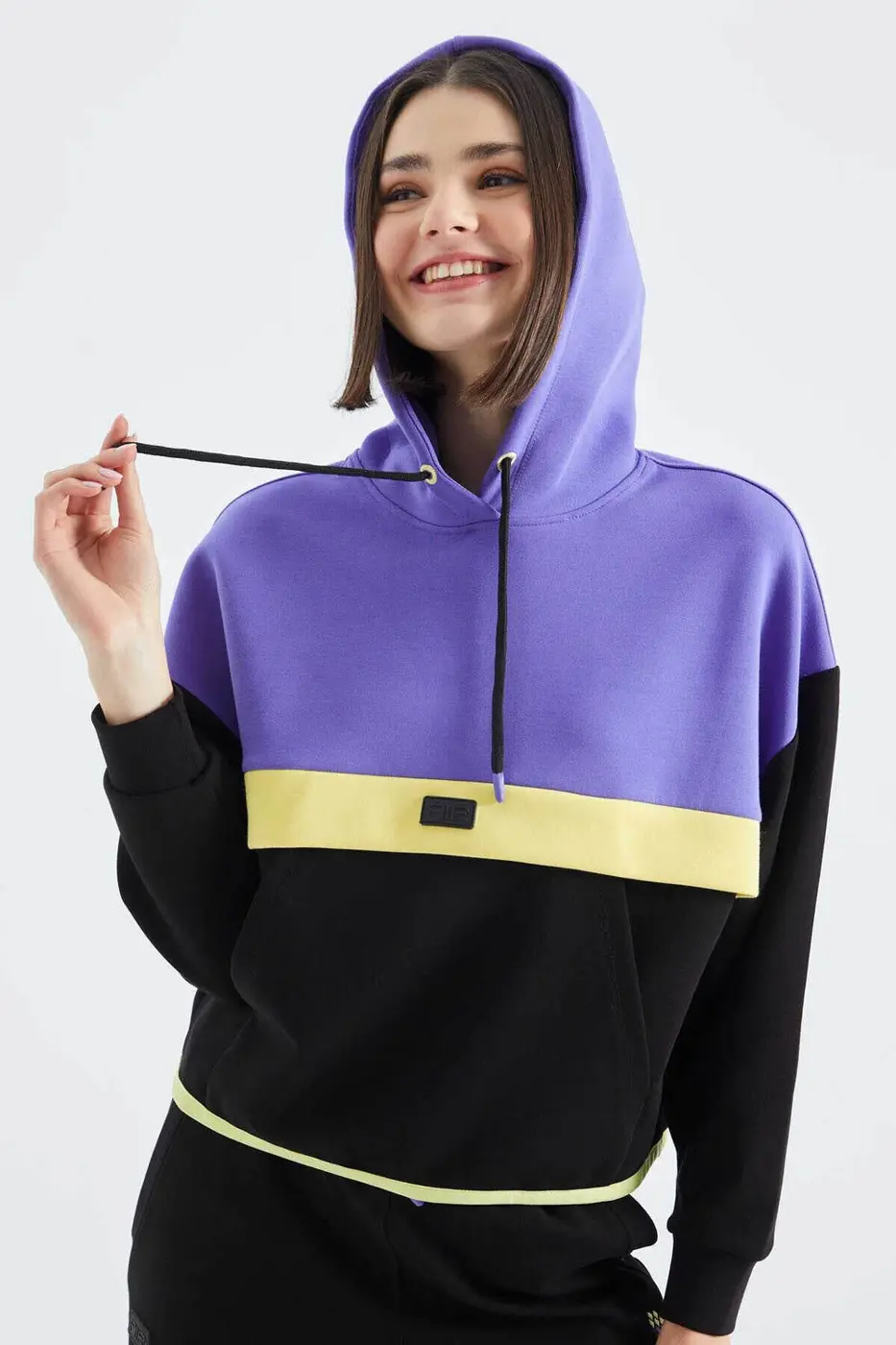 Women's Colour-Block Hooded Tracksuit Set — photograph 2